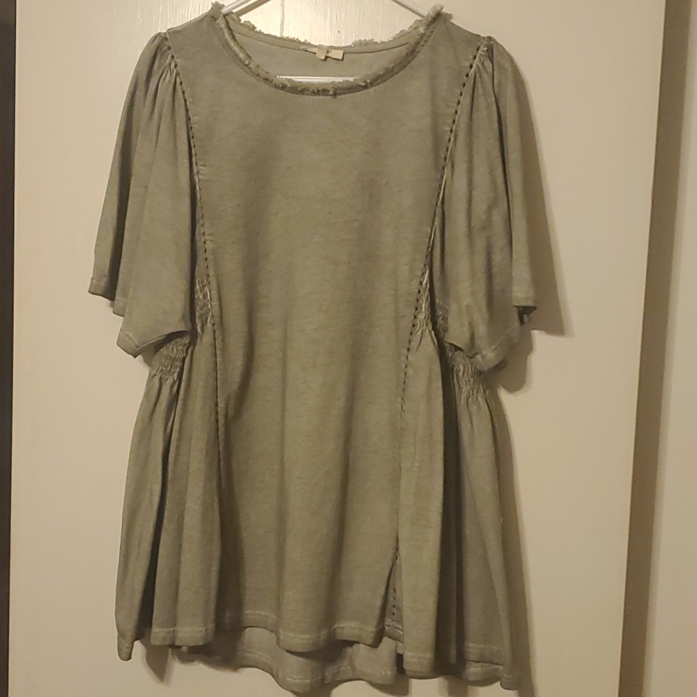 Olive Top